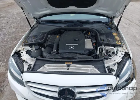 2018 Mercedes-Benz C 300 4Matic из США, поврежденный, VIN 55SWF4KB2JU281346